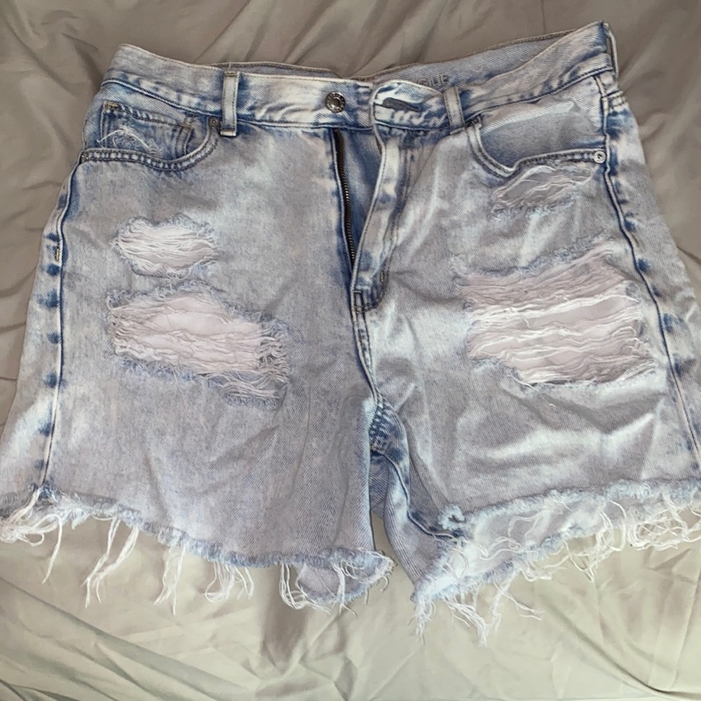 AMERICAN EAGLE HiRise Shorts